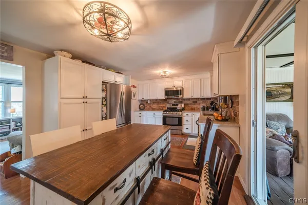 $285,000 | 129 Bent Tree Lane, Van Buren, NY 13027