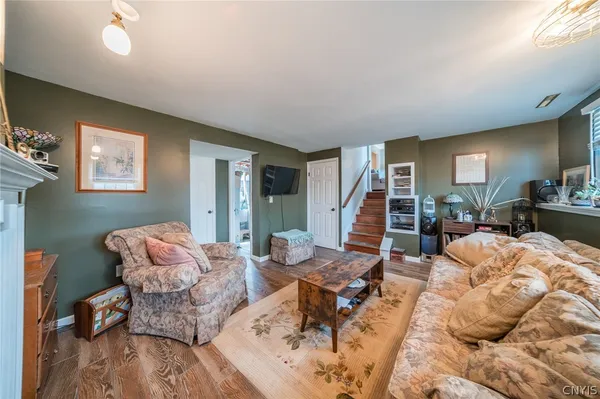 $285,000 | 129 Bent Tree Lane, Van Buren, NY 13027