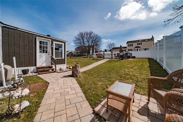 $285,000 | 129 Bent Tree Lane, Van Buren, NY 13027