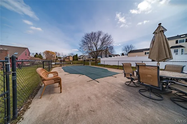 $285,000 | 129 Bent Tree Lane, Van Buren, NY 13027