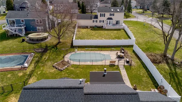 $285,000 | 129 Bent Tree Lane, Van Buren, NY 13027