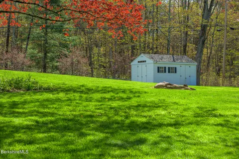 $2,150,000 | 304 Hickey Hill Road, Sheffield, MA 01257