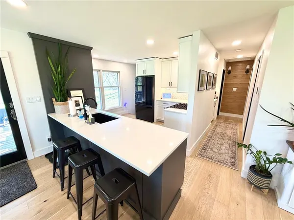 $325,000 | 1505 Northeast 70th Terrace, Kansas City, MO 64118