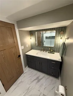 $325,000 | 1505 Northeast 70th Terrace, Kansas City, MO 64118