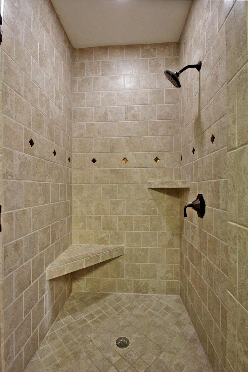 4845 Starks Road Cross Plains, TN 37049 - Photo 12 of 27 a bathroom with a shower