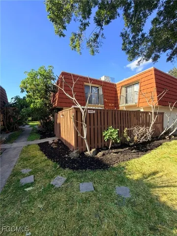 $1,475 | 5223 Cedarbend Drive, Unit 1, Fort Myers, FL 33919