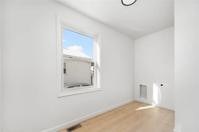 $729,900 | 119 Farm Street, Providence, RI 02908