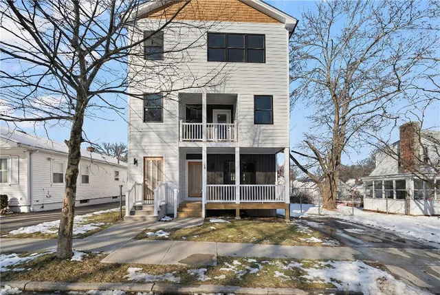 $729,900 | 119 Farm Street, Providence, RI 02908