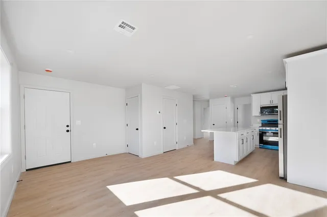 $729,900 | 119 Farm Street, Providence, RI 02908