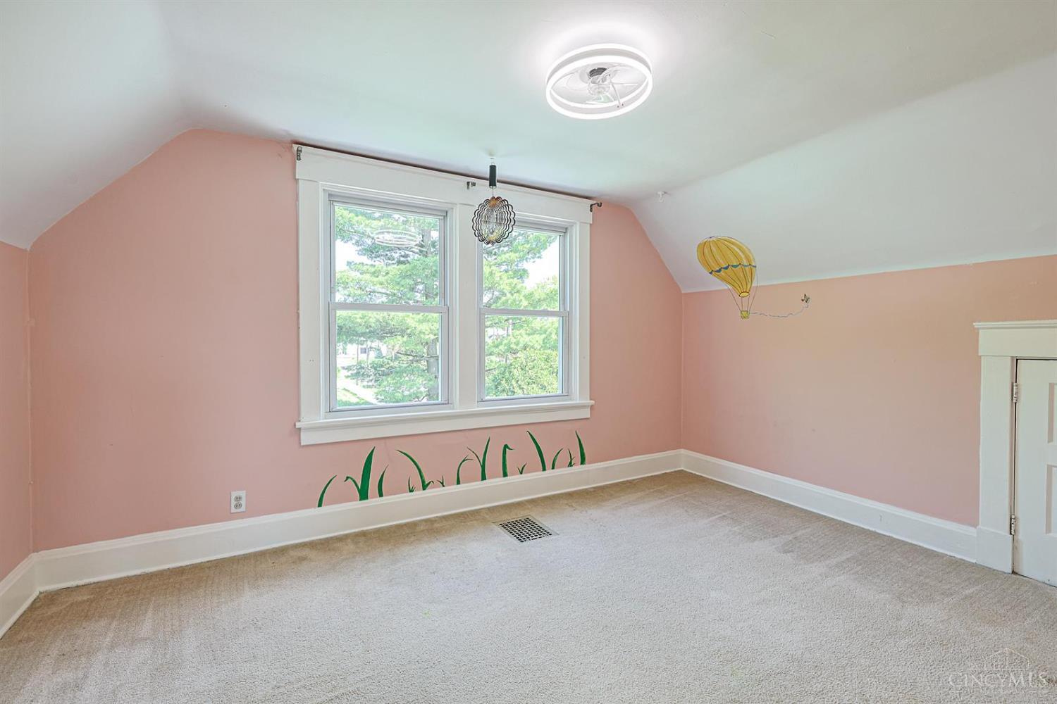 7300 Plainfield Road Deer Park, OH 45236 - Photo 25 of 39