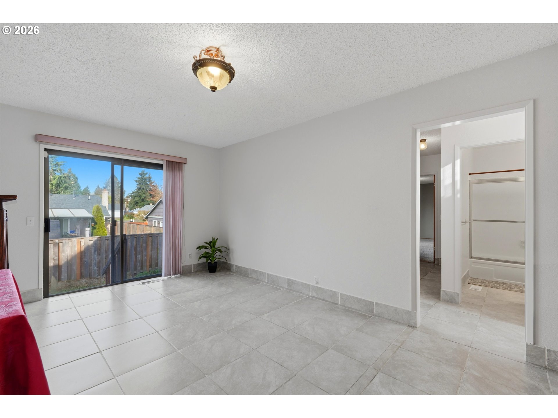 6811 Southwest 170th Avenue Beaverton, OR 97007 - Photo 11 of 29