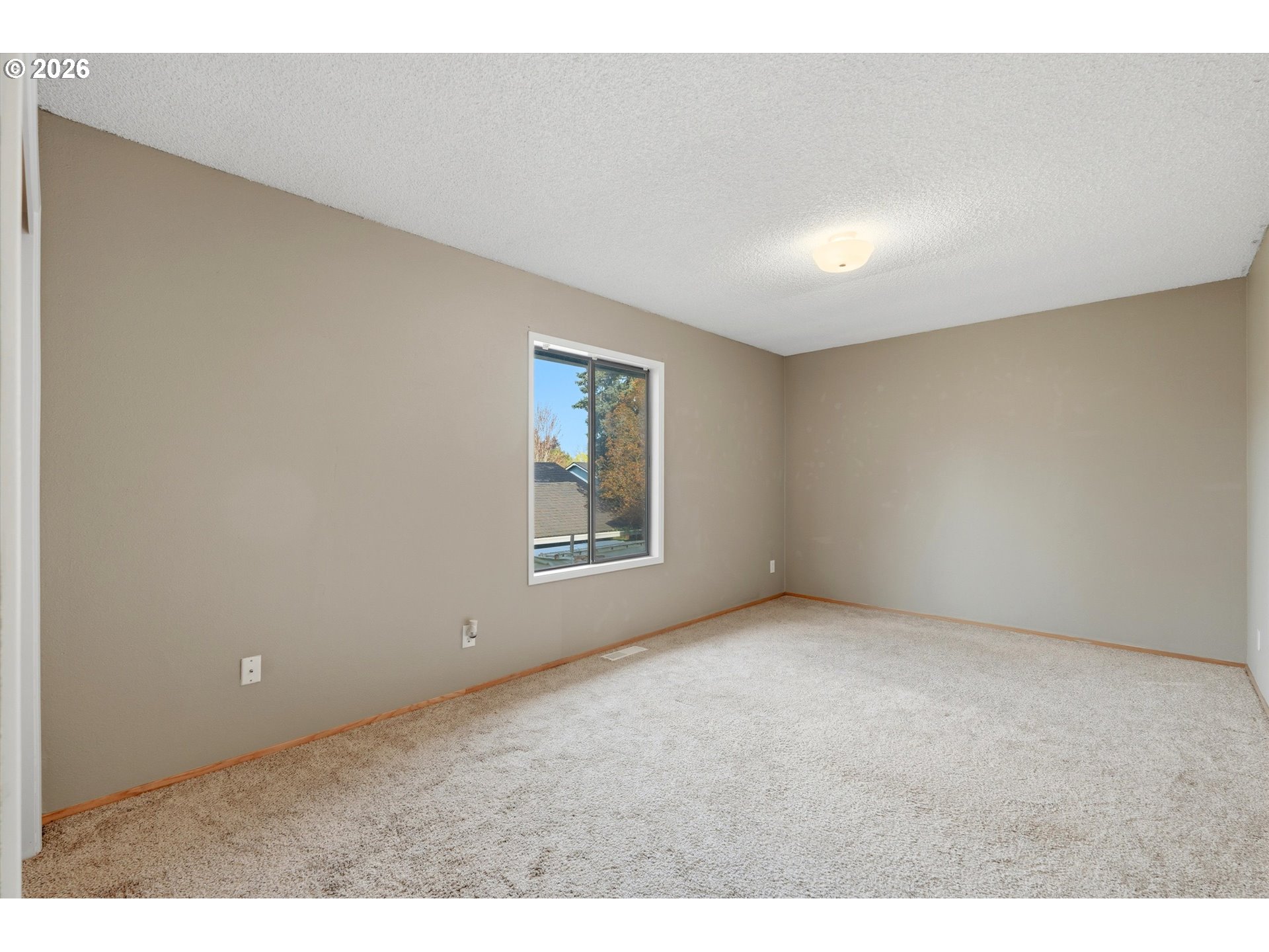 6811 Southwest 170th Avenue Beaverton, OR 97007 - Photo 17 of 29