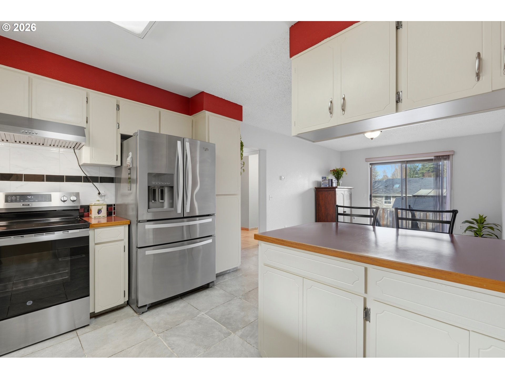 6811 Southwest 170th Avenue Beaverton, OR 97007 - Photo 28 of 29