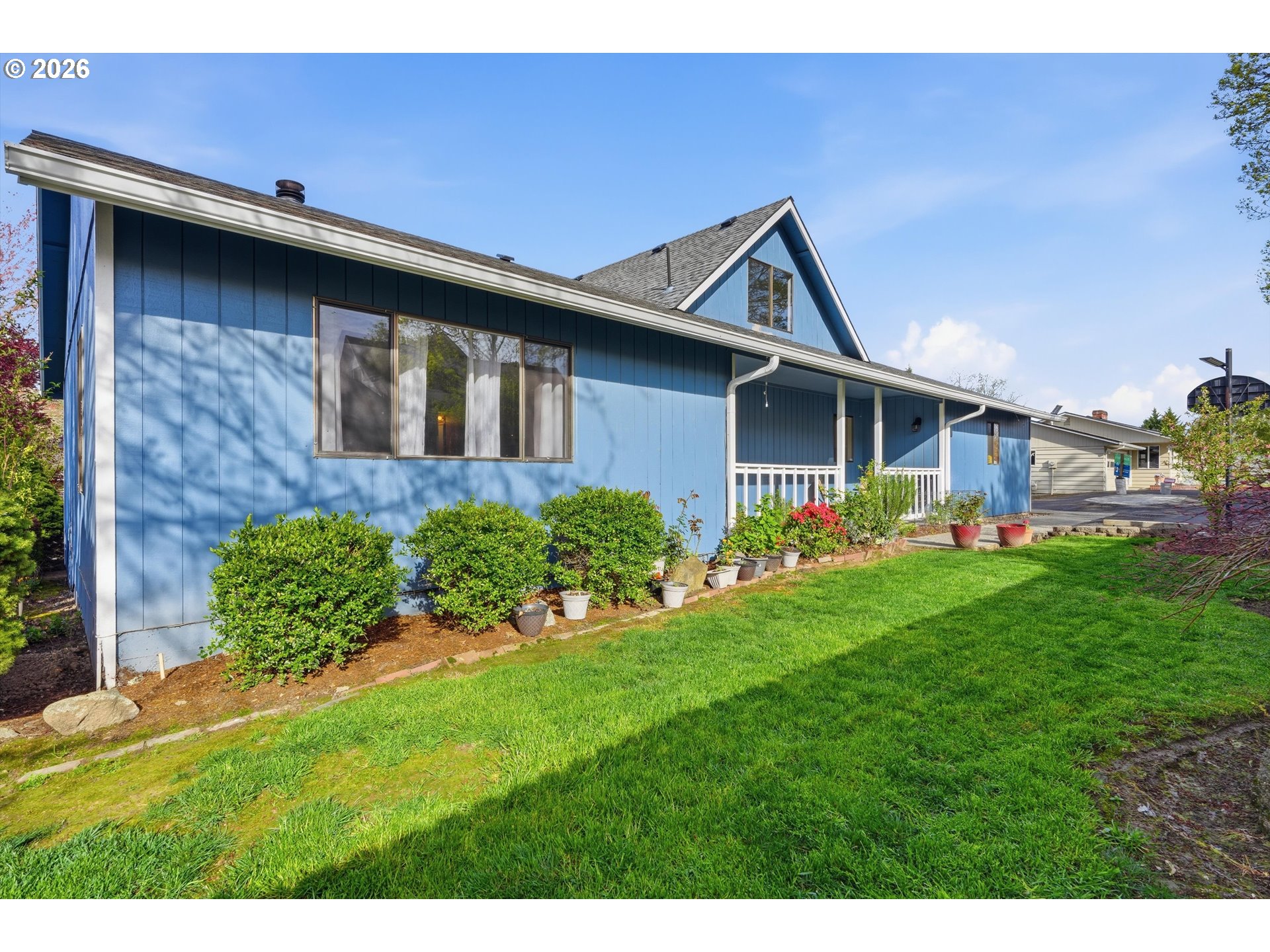 6811 Southwest 170th Avenue Beaverton, OR 97007 - Photo 3 of 29