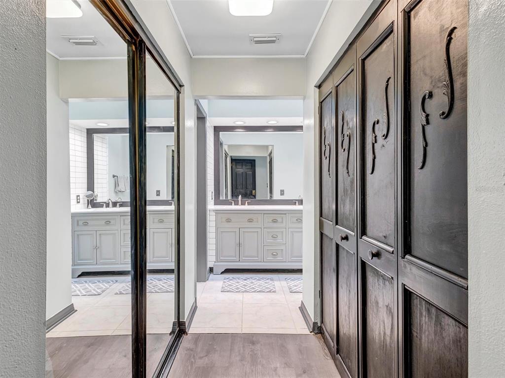 7581 Cumberland Road, Unit 7 Seminole, FL 33777 - Photo 37 of 68