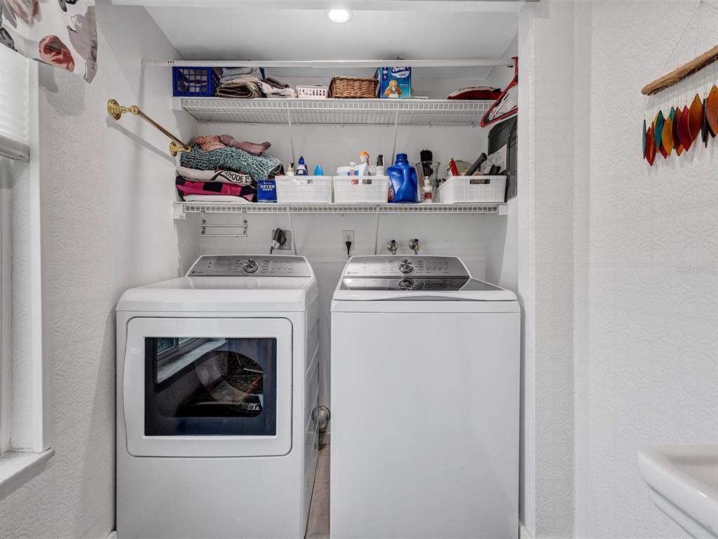 7581 Cumberland Road, Unit 7 Seminole, FL 33777 - Photo 7 of 68