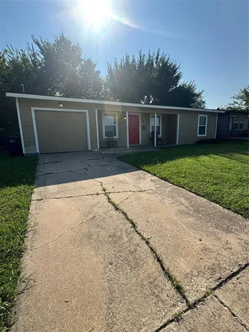 $1,550 | 4417 Pate Drive, Fort Worth, TX 76119