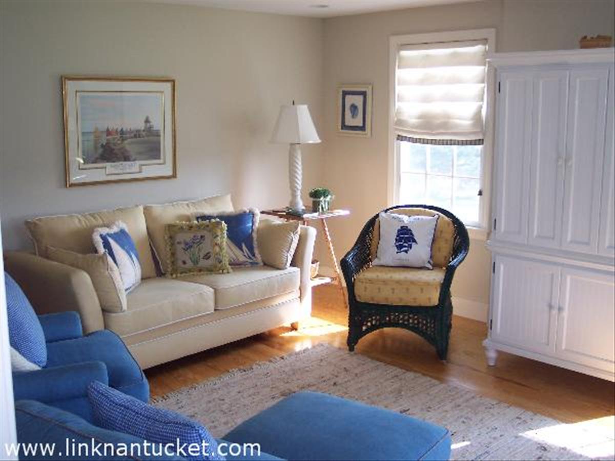33 Flintlock Road Nantucket, MA 02554 - Photo 8 of 14 Gallery Image 8