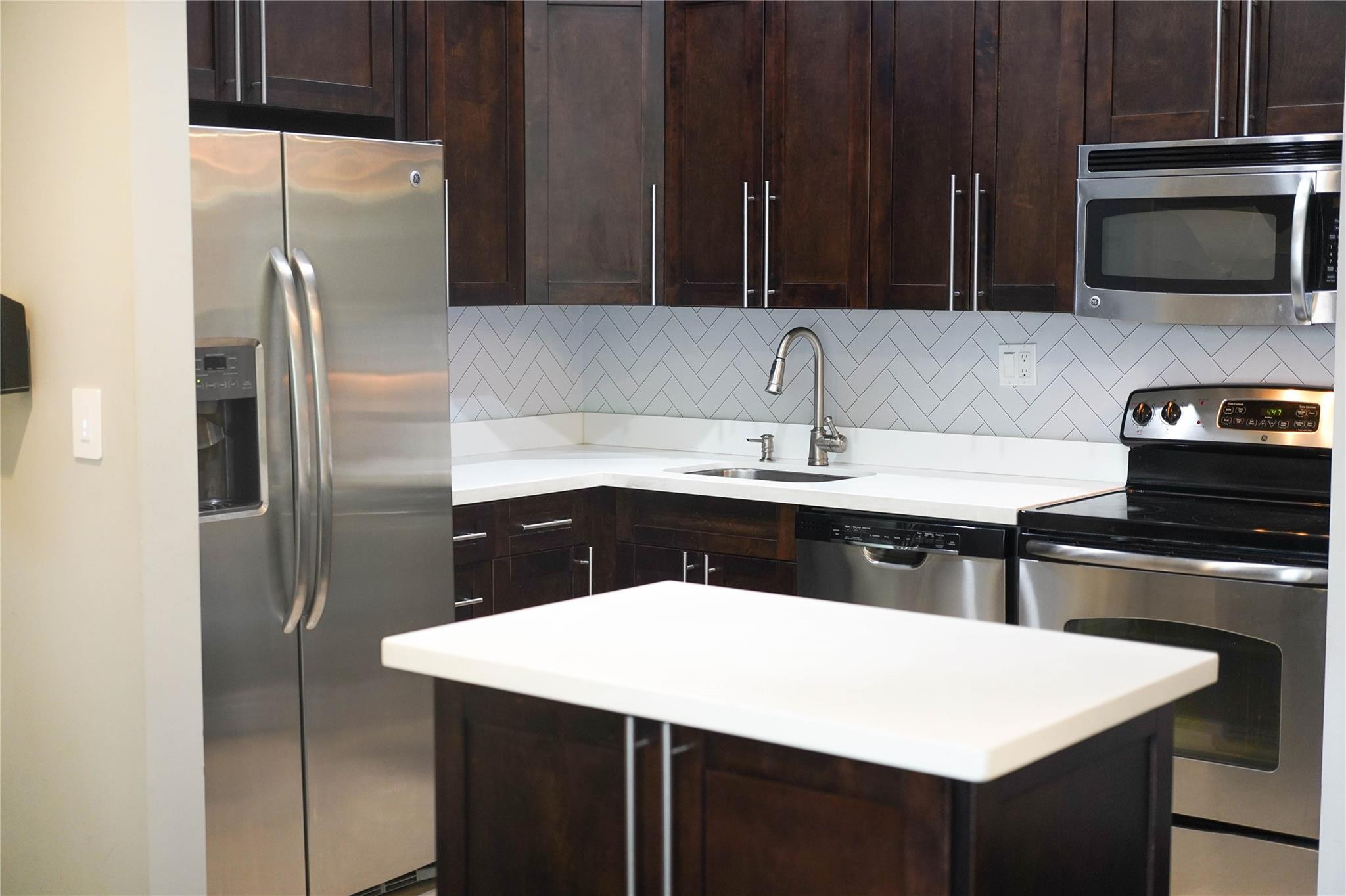 9447 West McNab Road, Unit 212 Tamarac, FL 33321 - Photo 5 of 20 Photo 5