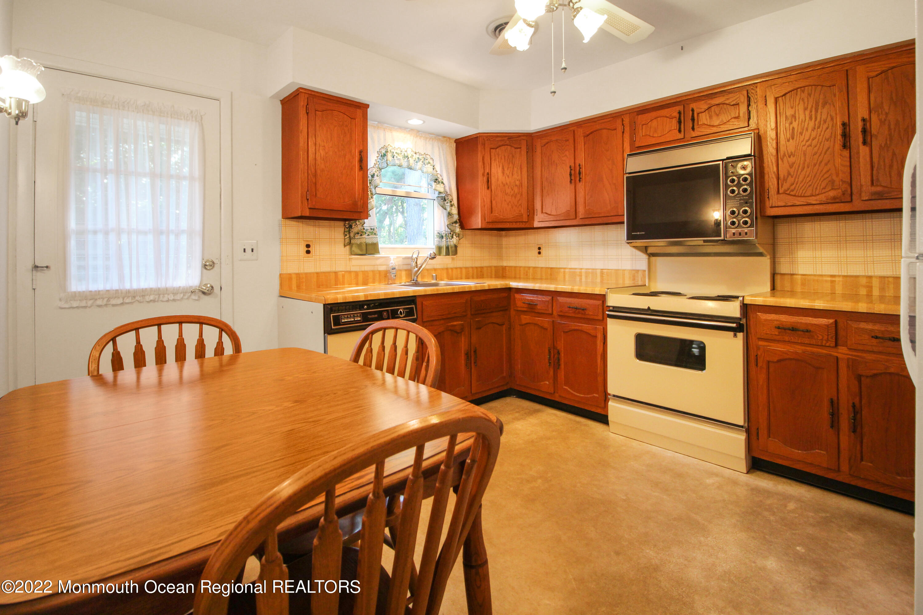 7 A Sunset Road Whiting, NJ 08759 - Photo 10 of 22 9 Kit