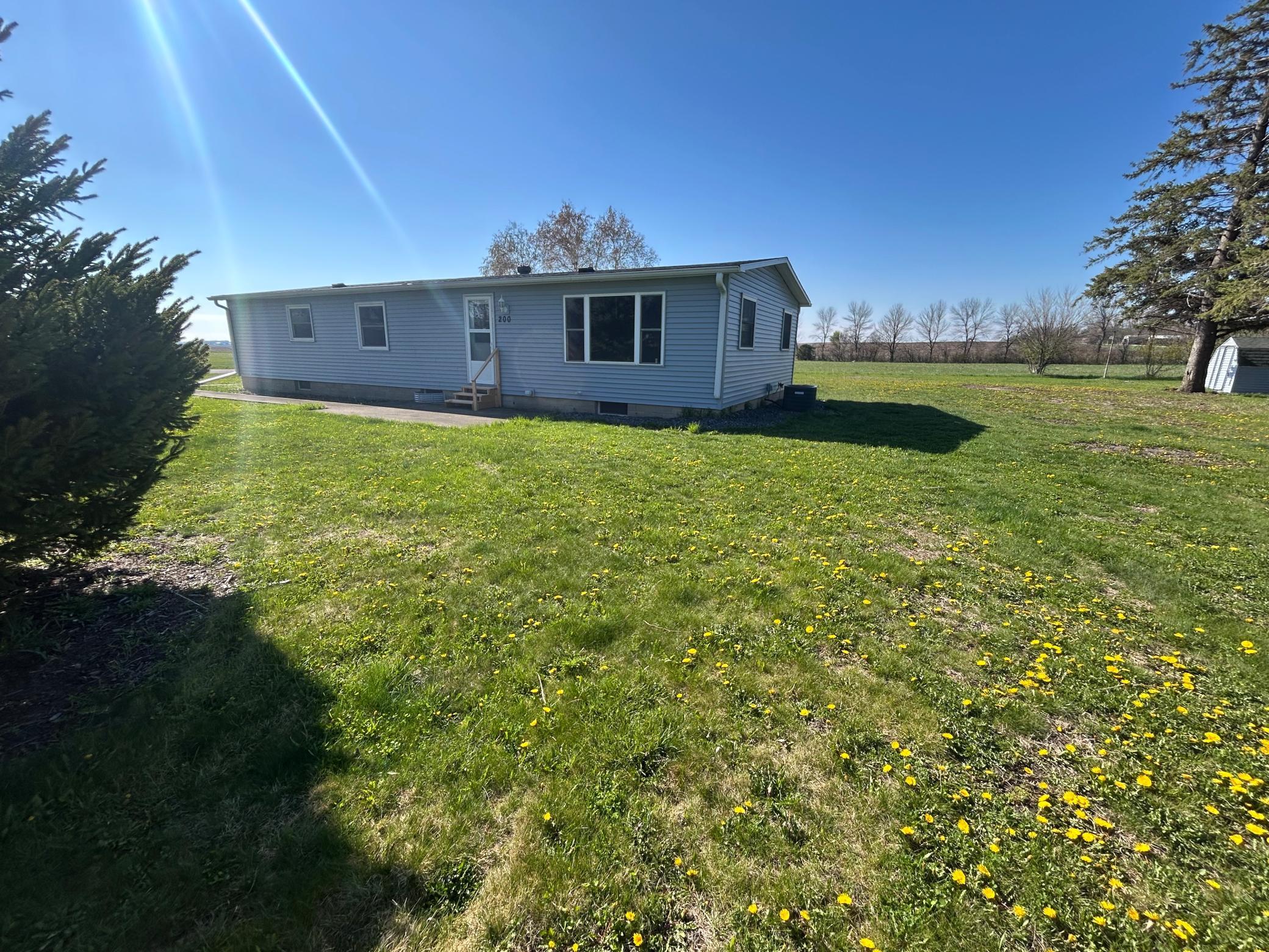 200 Prairie Avenue Darfur, MN 56022 - Photo 2 of 16