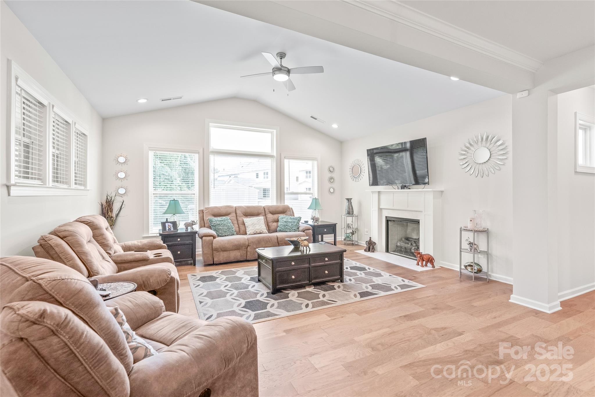8100 Rolling Wheels Road Charlotte, NC 28215 - Photo 17 of 34 Gallery Image 17