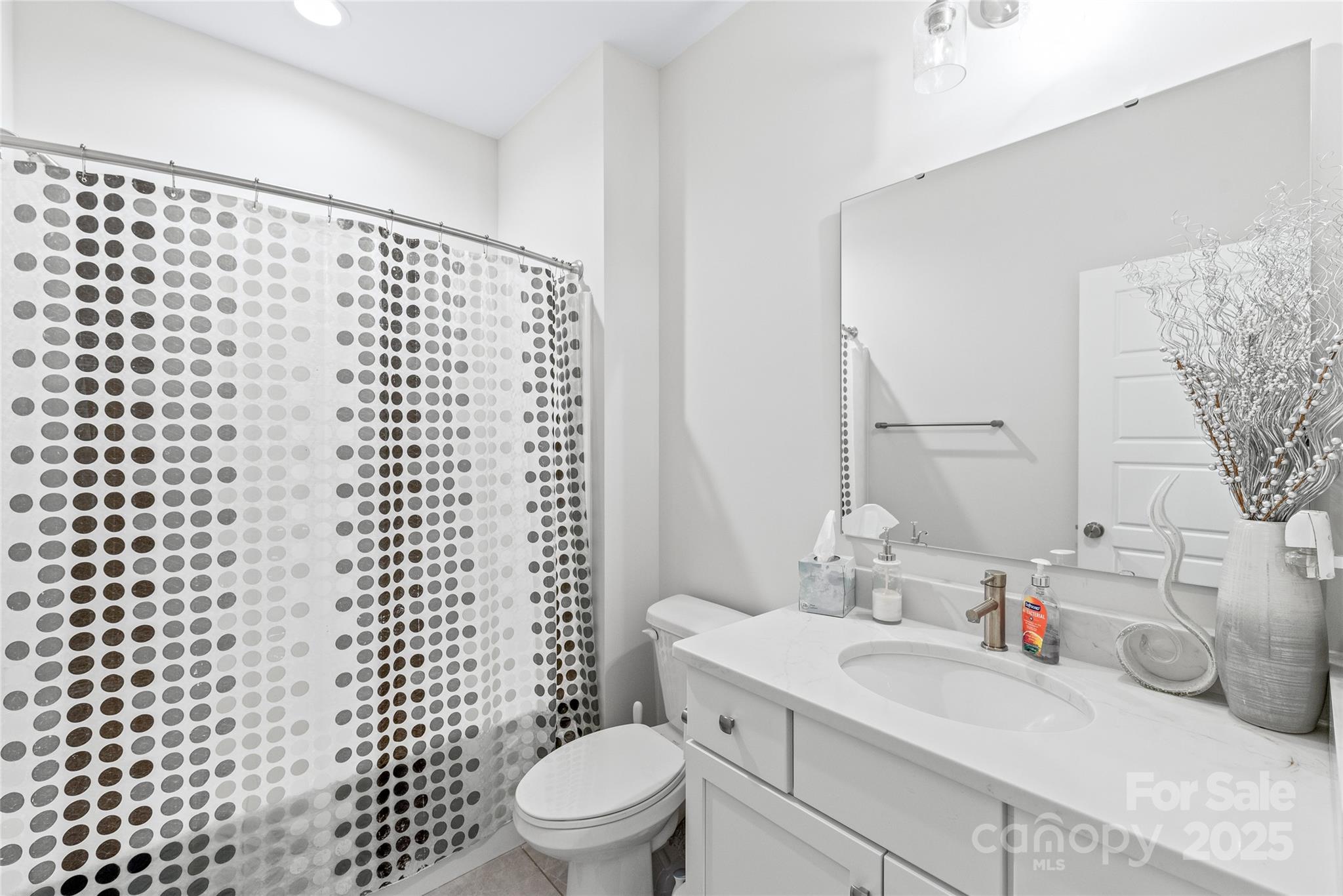 8100 Rolling Wheels Road Charlotte, NC 28215 - Photo 8 of 34 Gallery Image 8