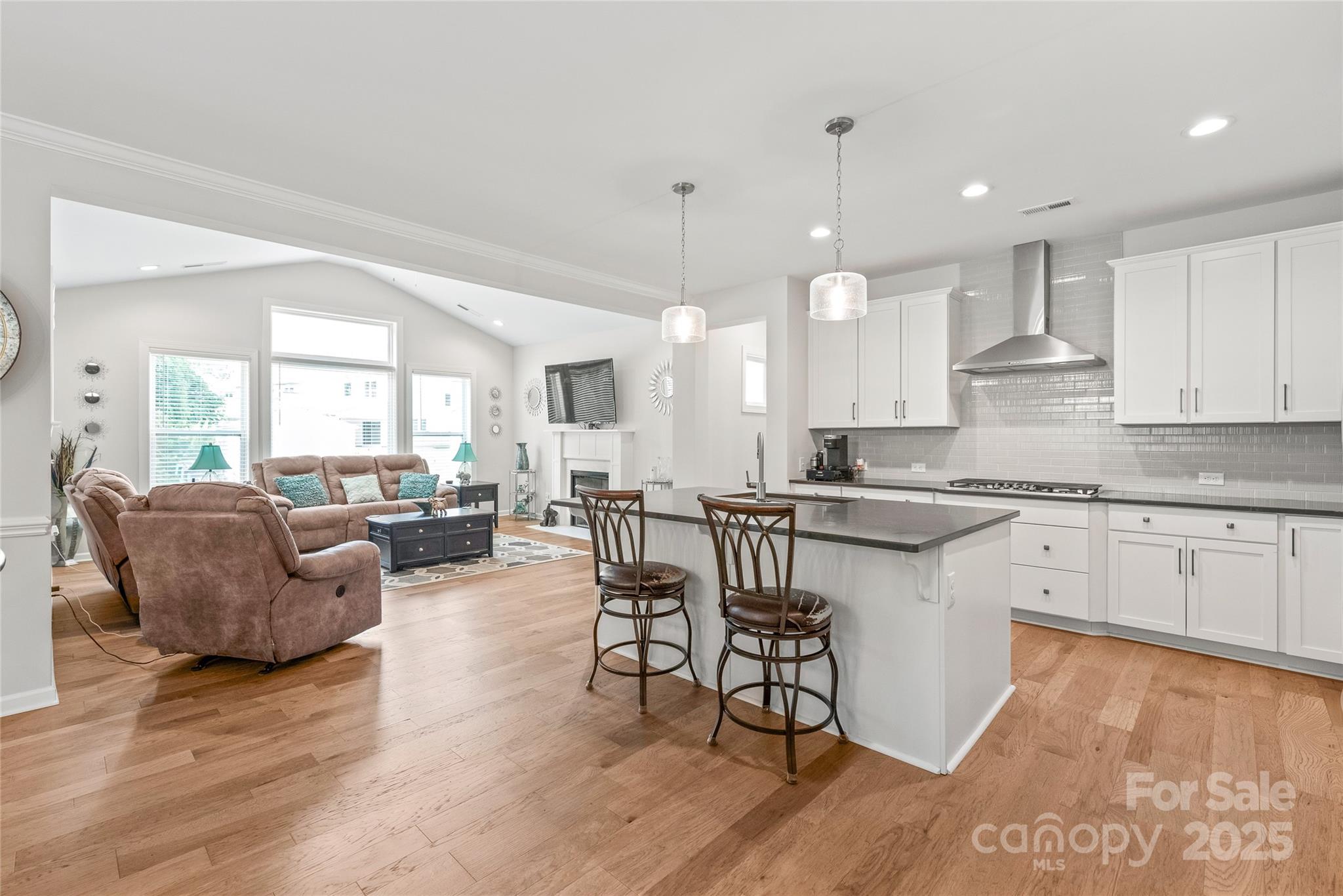 8100 Rolling Wheels Road Charlotte, NC 28215 - Photo 10 of 34 Gallery Image 10