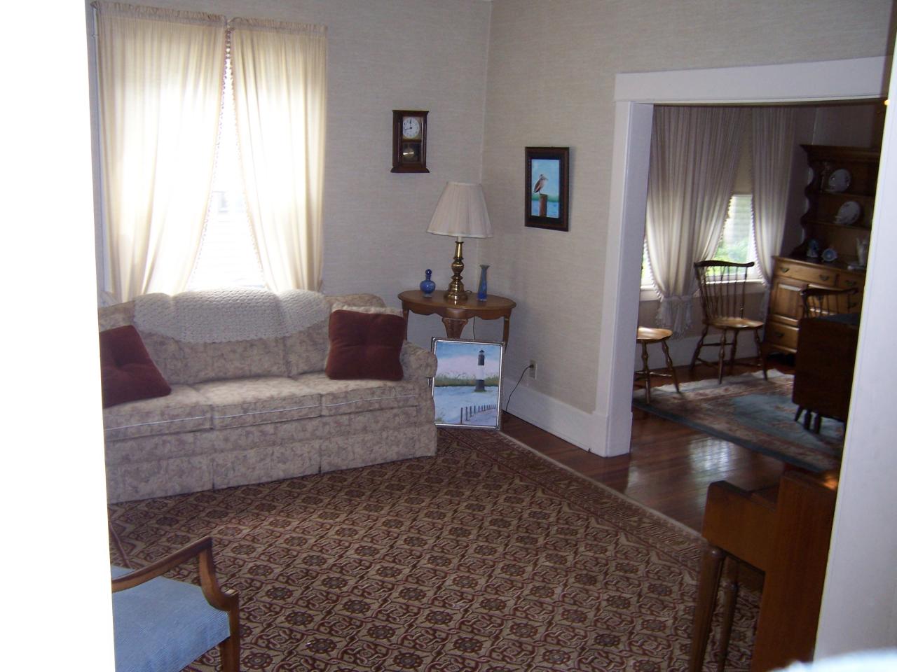 93 Bay State Road Pittsfield, MA 01201 - Photo 17 of 17 living room