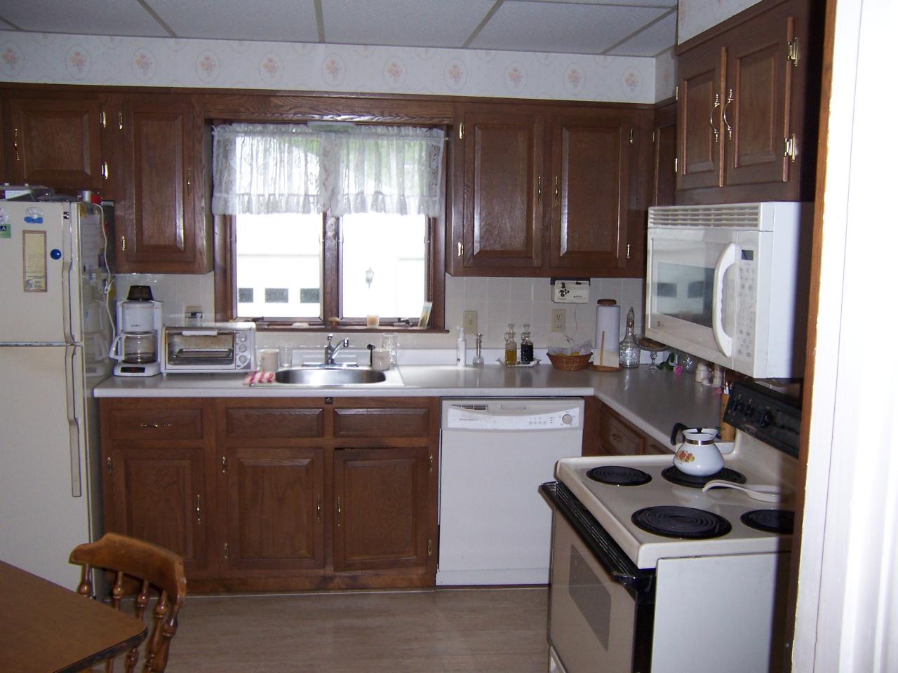 93 Bay State Road Pittsfield, MA 01201 - Photo 4 of 17 kitchen - 1