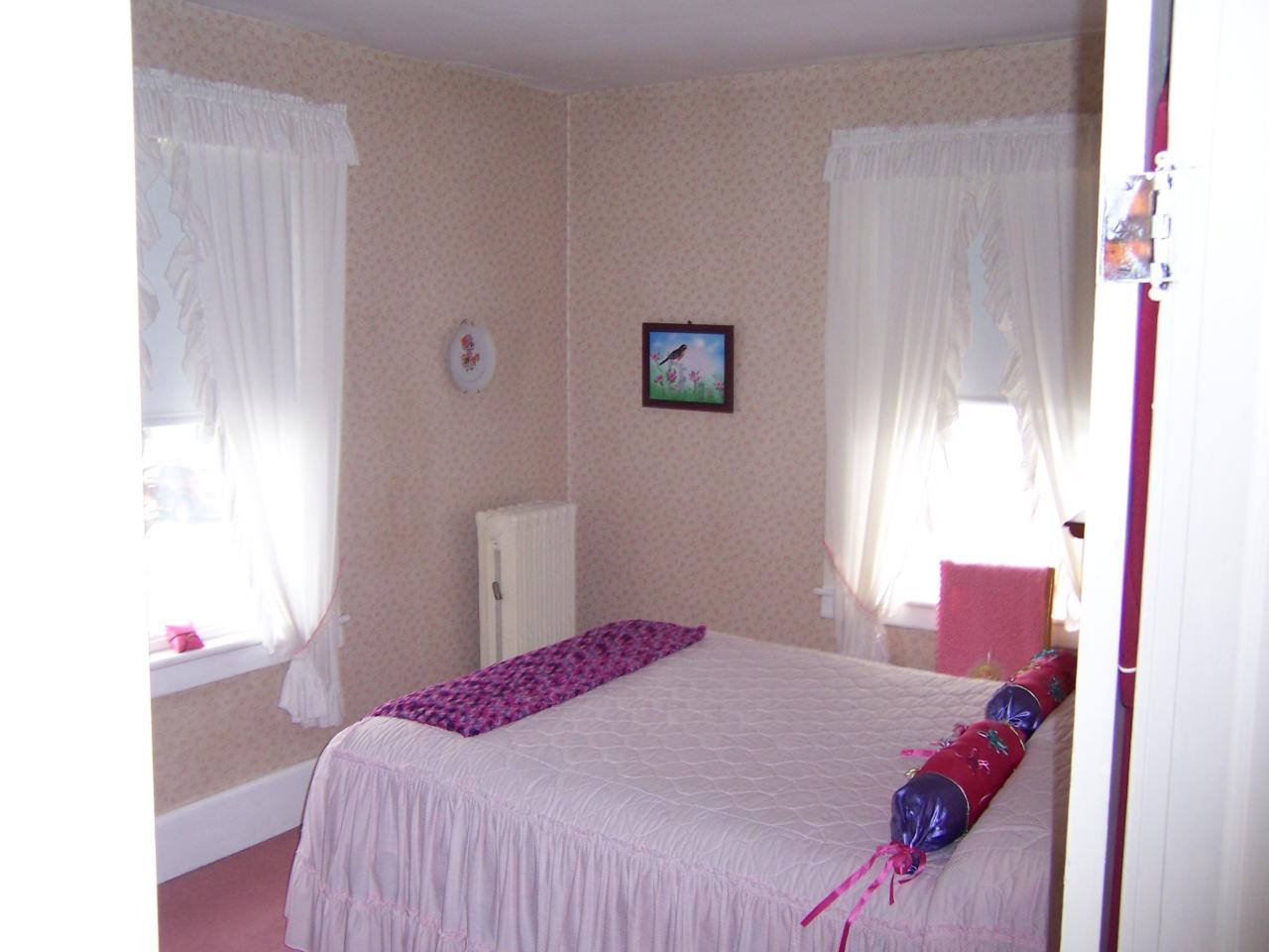 93 Bay State Road Pittsfield, MA 01201 - Photo 10 of 17 bedroom - 2
