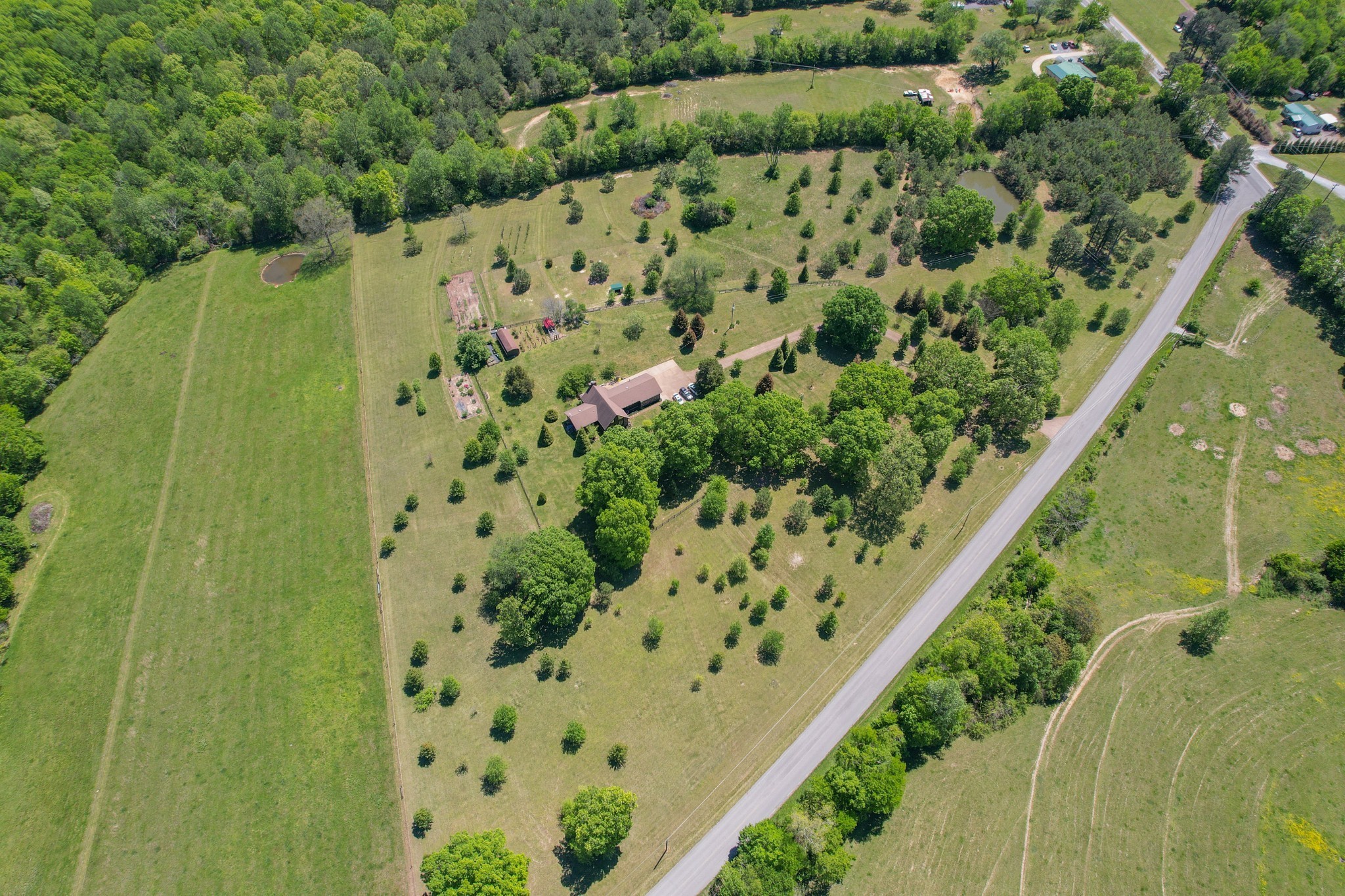 7308 Walker Road Fairview, TN 37062 - Photo 32 of 36 a view of a garden