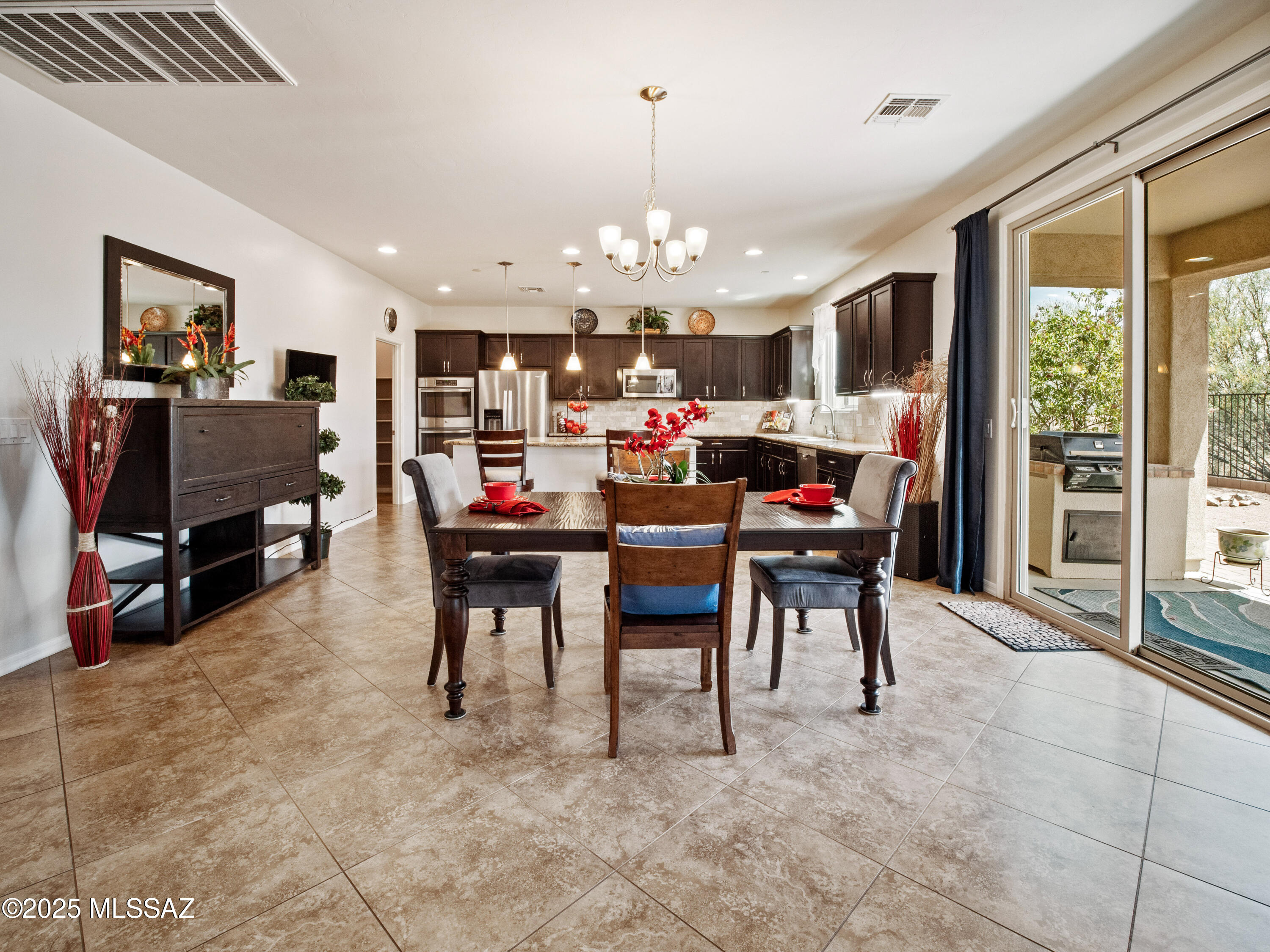 741 South Desert Haven Road Vail, AZ 85641 - Photo 8 of 53 Gallery Image 8