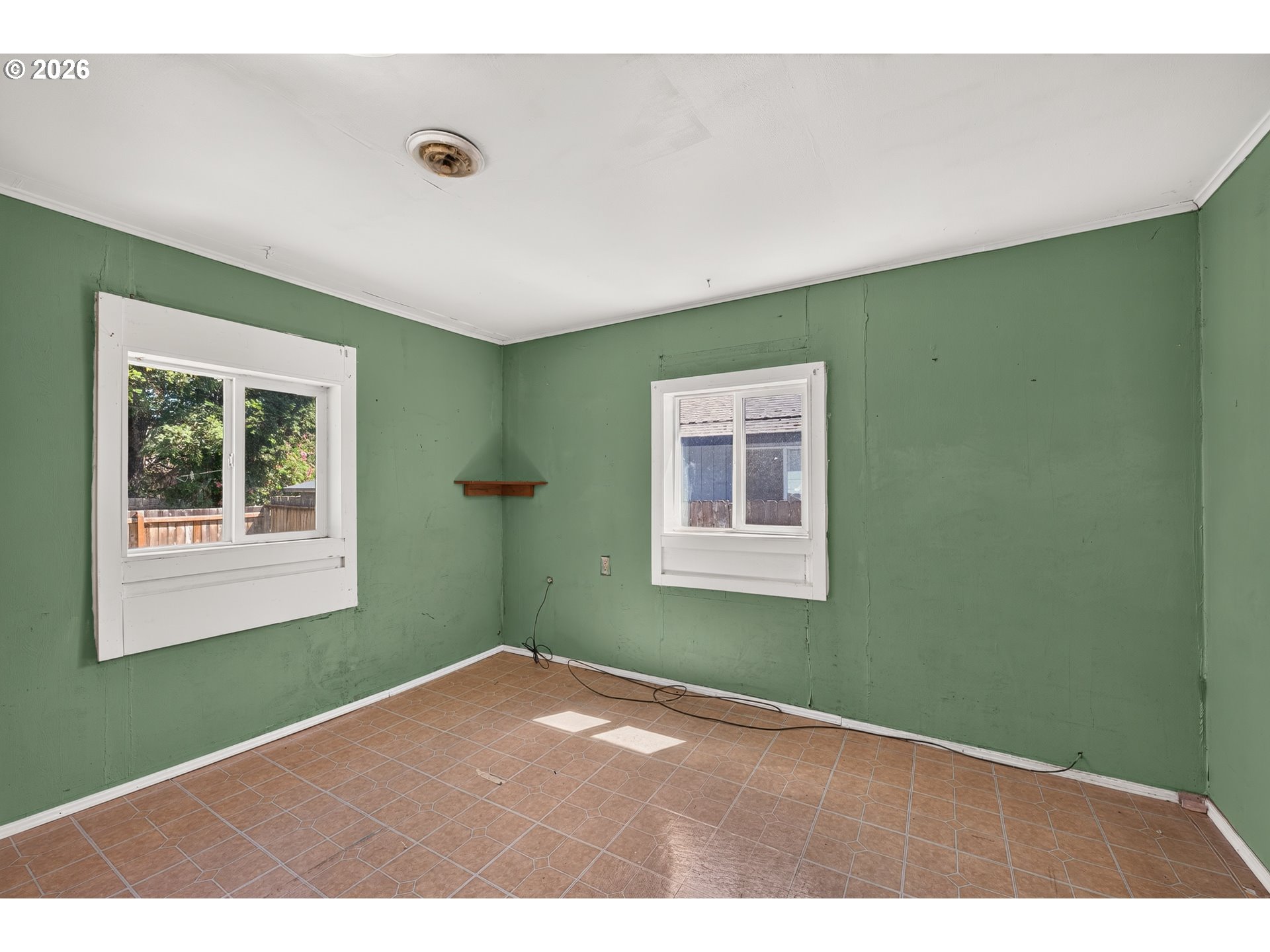 329 Southwest Harrison Street Sheridan, OR 97378 - Photo 22 of 36