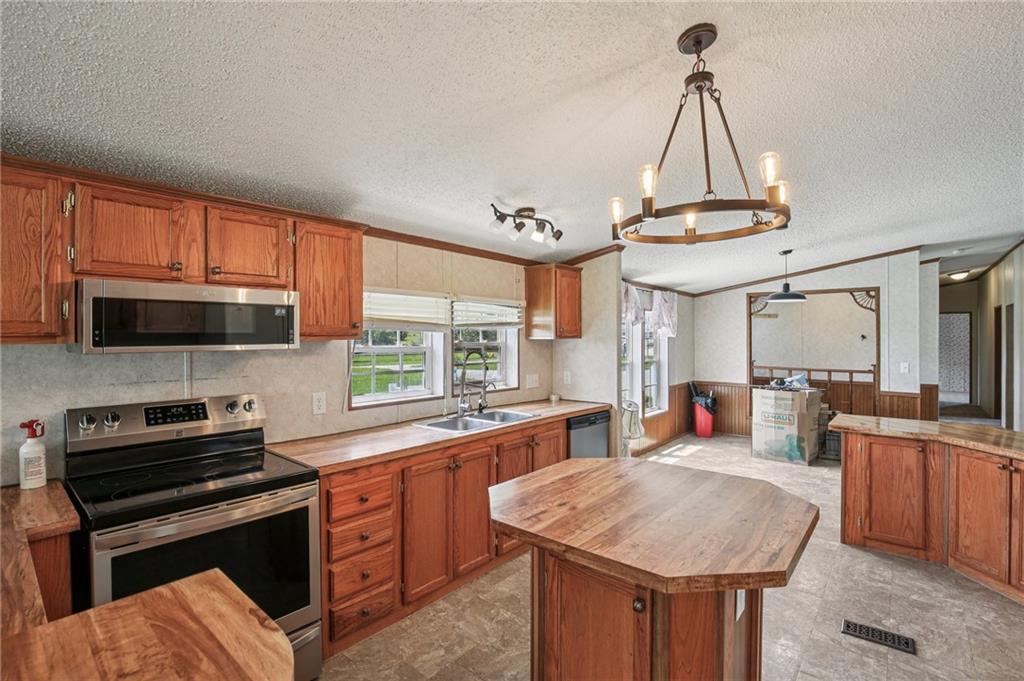 507 Northwest 165th Road Centerview, MO 64019 - Photo 13 of 50