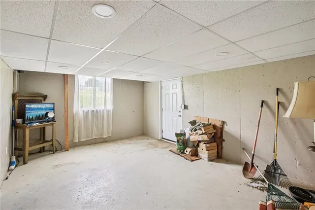 $342,000 | 507 Northwest 165th Road, Centerview, MO 64019