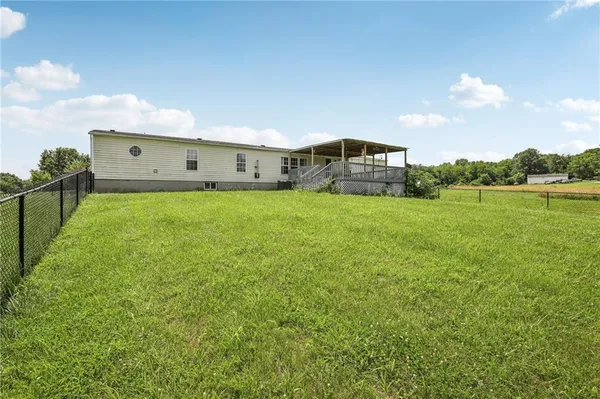 $342,000 | 507 Northwest 165th Road, Centerview, MO 64019
