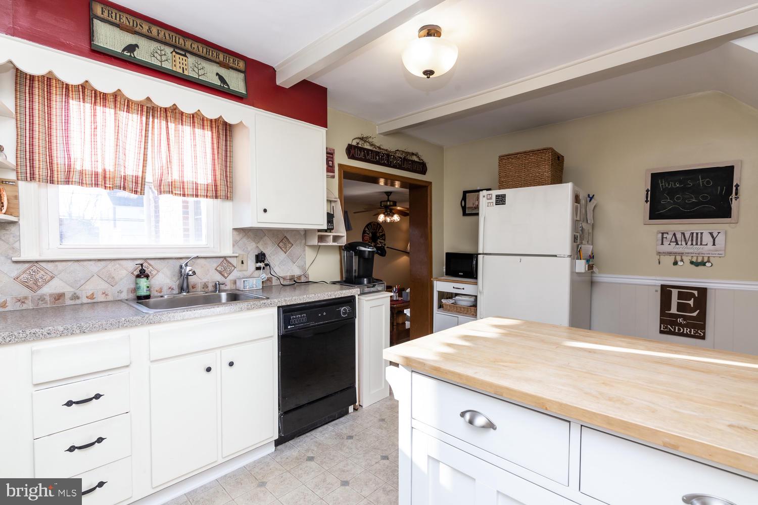 208 Rodmor Road Havertown, PA 19083 - Photo 16 of 36 Gallery Image 16
