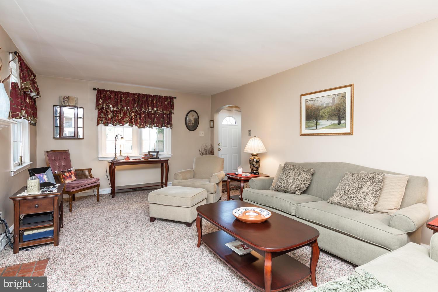 208 Rodmor Road Havertown, PA 19083 - Photo 8 of 36 Gallery Image 8