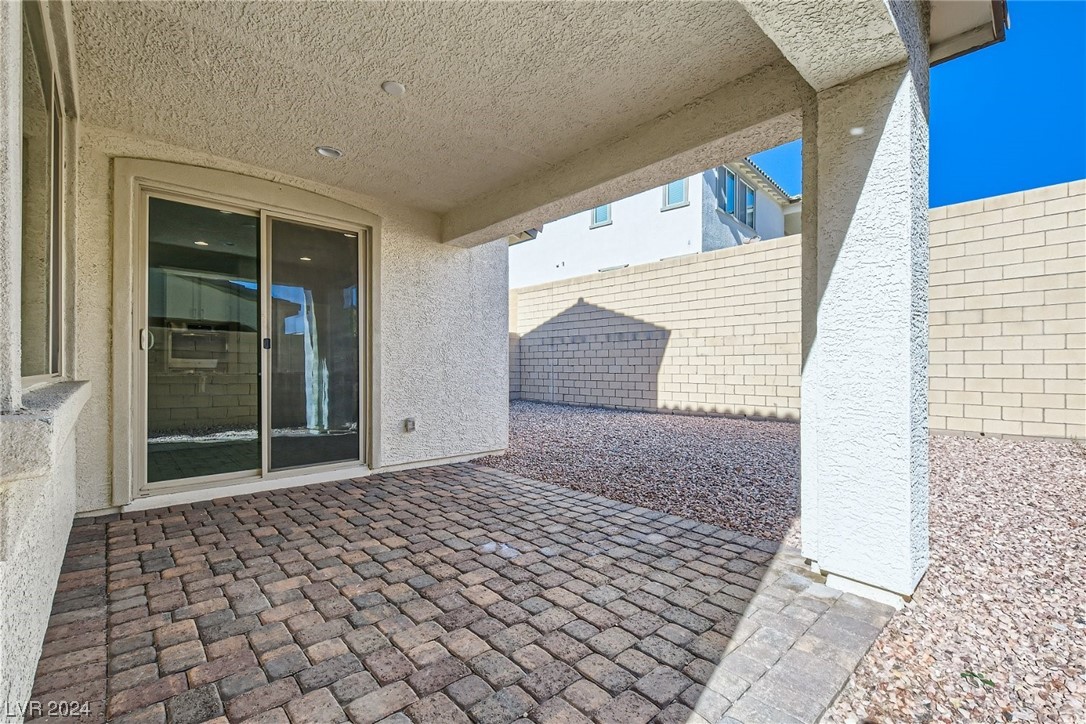 10024 Rams Leap Avenue Las Vegas, NV 89166 - Photo 26 of 51
