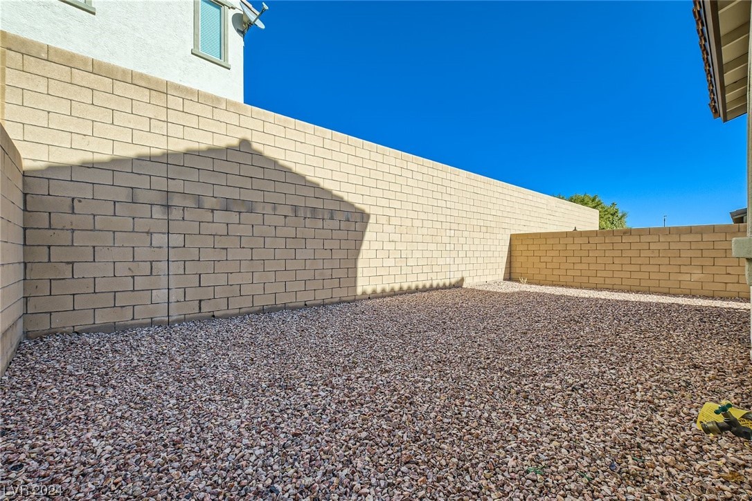 10024 Rams Leap Avenue Las Vegas, NV 89166 - Photo 28 of 51