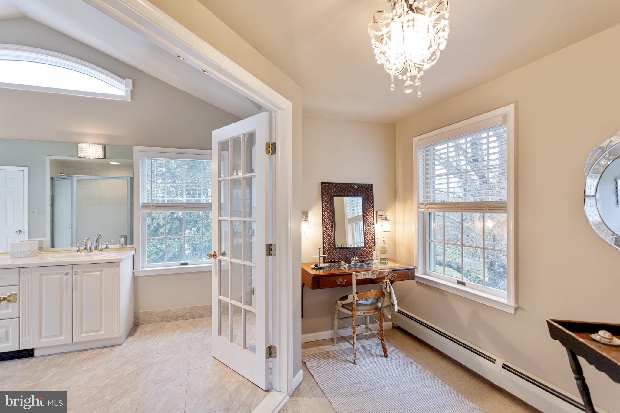 1112 Shannon Road Newtown, PA 18940 - Photo 22 of 39 Master Dressing Room