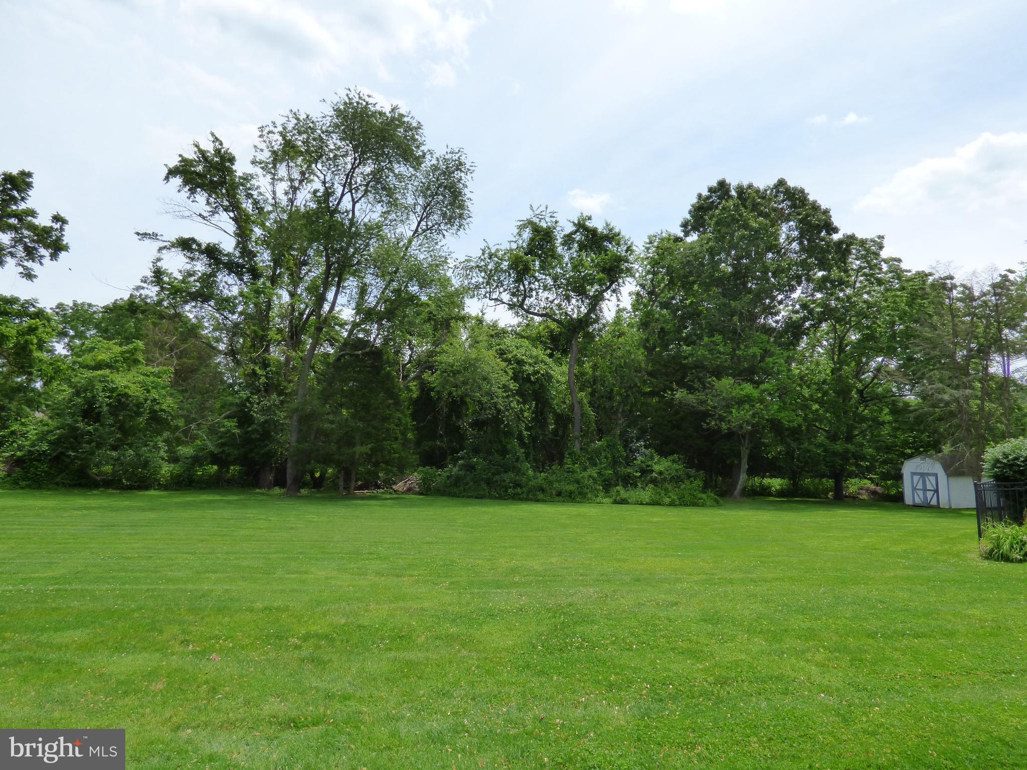 1112 Shannon Road Newtown, PA 18940 - Photo 37 of 39 Summer Backyard View