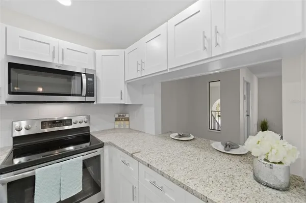 $199,900 | 1135 Pine Ridge Circle West, Unit A2, Tarpon Springs, FL 34688