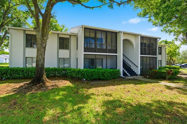 $199,900 | 1135 Pine Ridge Circle West, Unit A2, Tarpon Springs, FL 34688