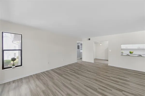 $199,900 | 1135 Pine Ridge Circle West, Unit A2, Tarpon Springs, FL 34688