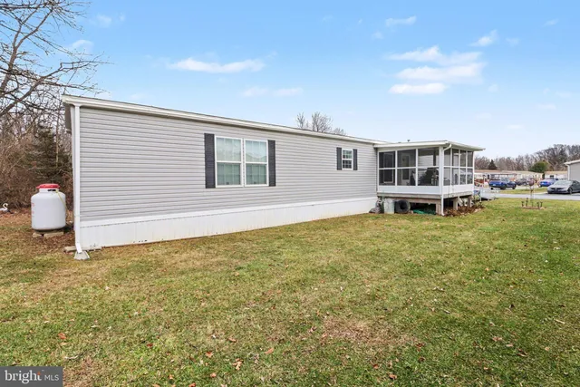 $79,900 | 32 Hathaway Drive, Carlisle, PA 17015