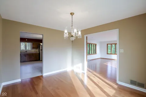 $599,999 | 10712 Wildwood Drive, Fishers, IN 46037