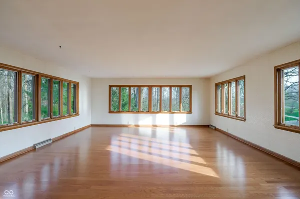 $599,999 | 10712 Wildwood Drive, Fishers, IN 46037