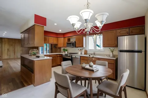 $599,999 | 10712 Wildwood Drive, Fishers, IN 46037